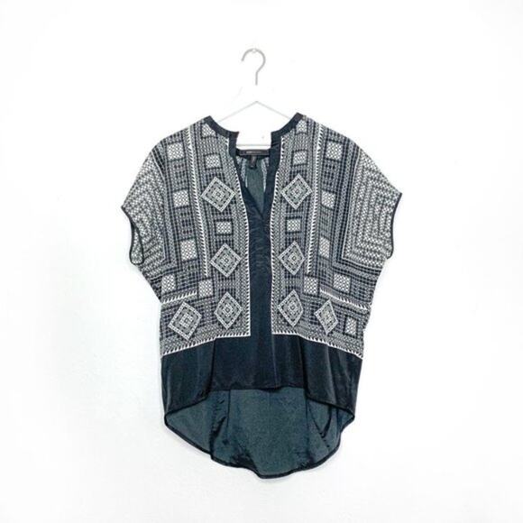 BCBG MaxAzira 'Ayanna' Geometric Print Boho Scarf Blouse Black/White size XS - Picture 5 of 10